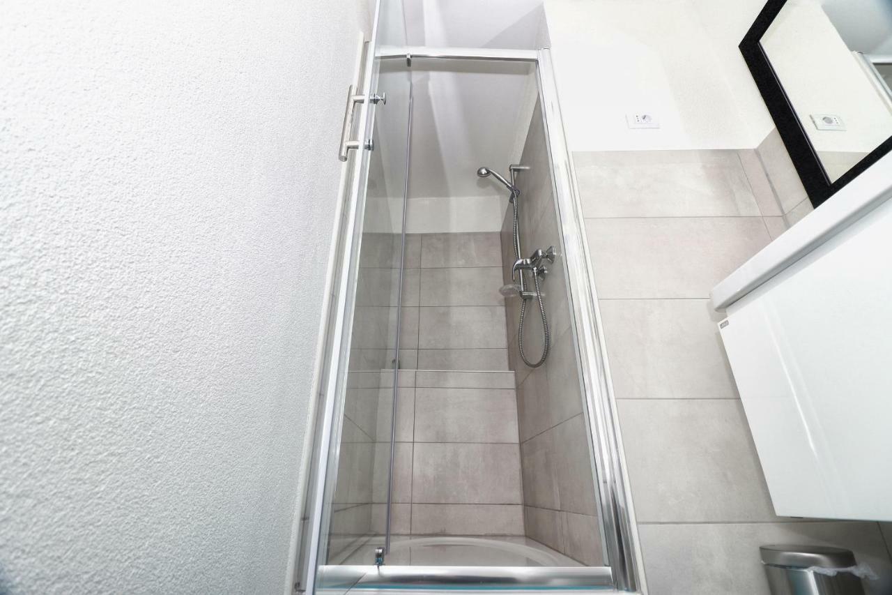 Ferienwohnung La Vela Rovinj Exterior foto