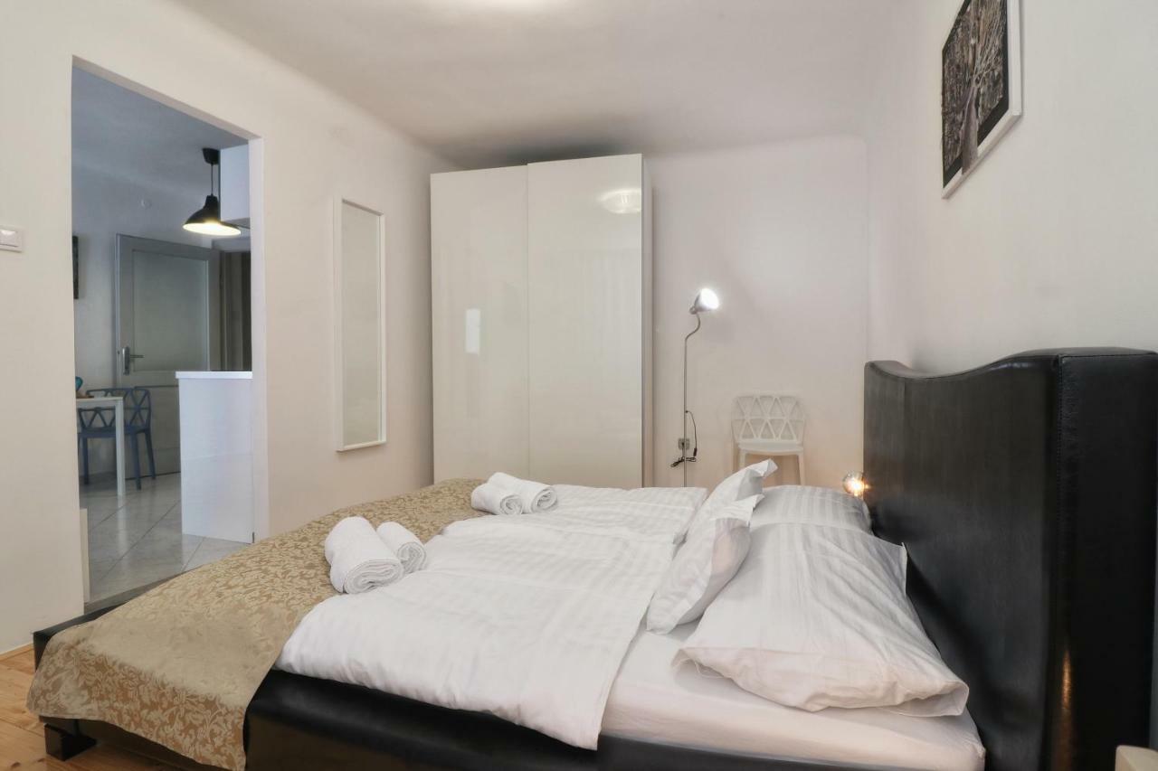 Ferienwohnung La Vela Rovinj Exterior foto